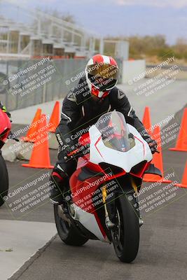media/Mar-20-2023-Moto Forza (Mon) [[d0bbc59e78]]/Around the Pits/